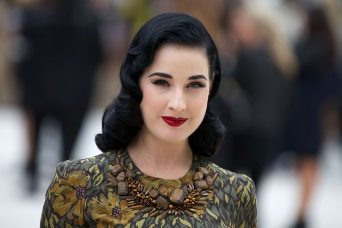 Burleskos šokėja Dita Von Teese