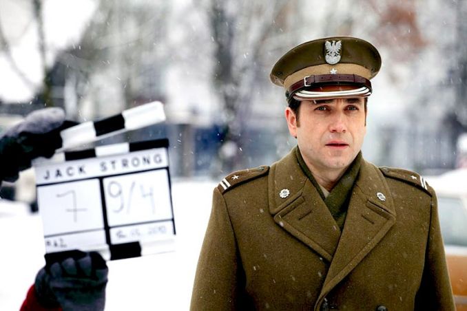 Kadras iš filmo „Jack Strong“