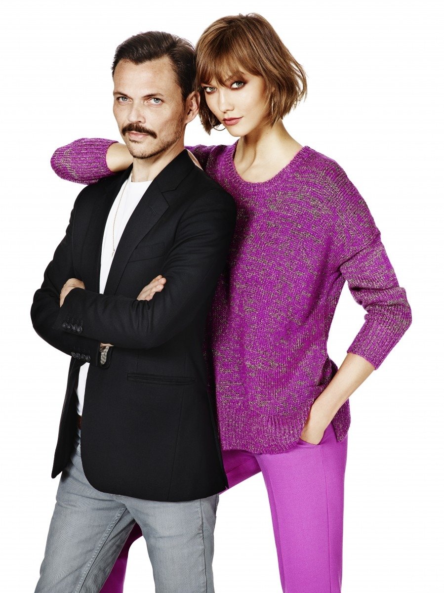 Dizaineris M. Williamsonas ir manekenė Karlie Kloss