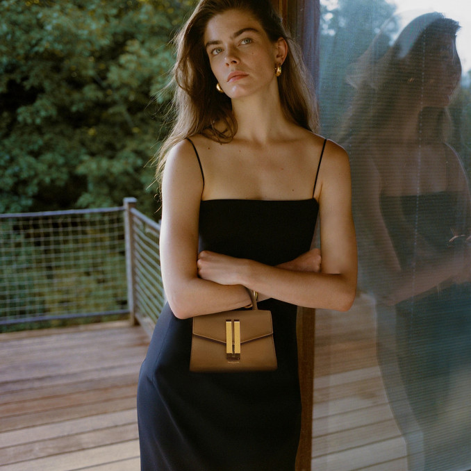 Rankinė „The Nano Montreal“