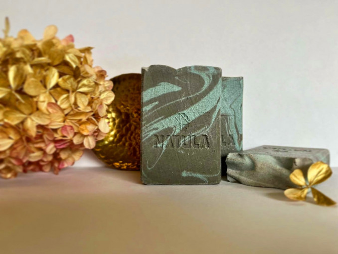 NATULA – pirmasis Lietuvoje ir pasaulyje gamintojas, kuriantis odos priežiūros produktus su opokos moliu NATULA – pirmasis Lietuvoje ir pasaulyje gamintojas, kuriantis odos priežiūros produktus su opokos moliu Organizatorių archyvas