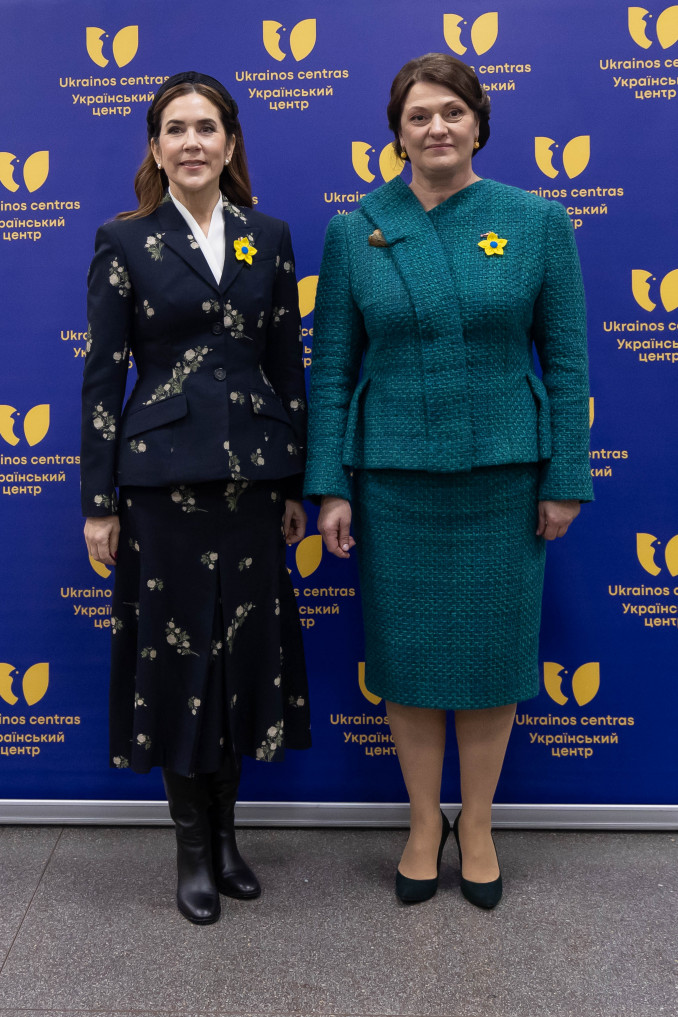Pirmosios ponios D. Nausėdienės ir Danijos Karalienės Mary apsilankymas Ukrainos centre
