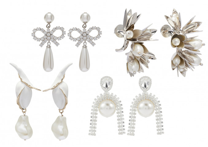 Ekstravagantiški perlų auskarai: „Self-Portrait“, „Simone Rocha“, „Erdem“, „Magda Butrym“