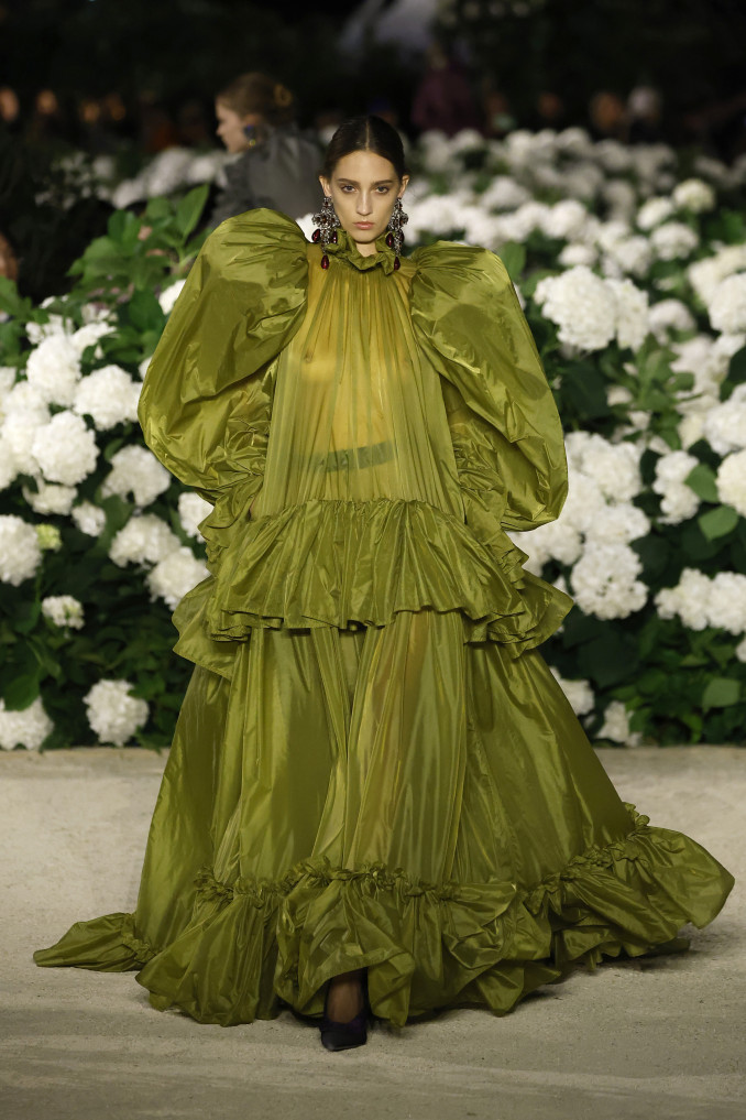 „Saint Laurent“ 2026 m. pavasario ir vasaros modelis