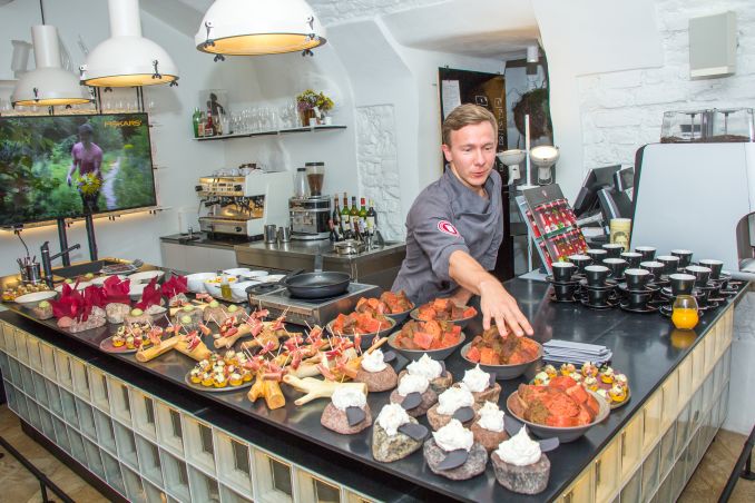 D. Praspaliauskas kviečia ragauti jo kpetos duonos su grikiais ir burokėliais