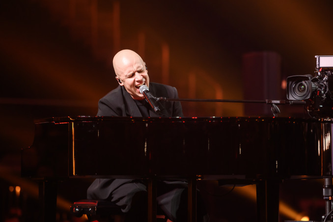 Vasario 16-osios proga Vidas Bareikis pristato naują dainą