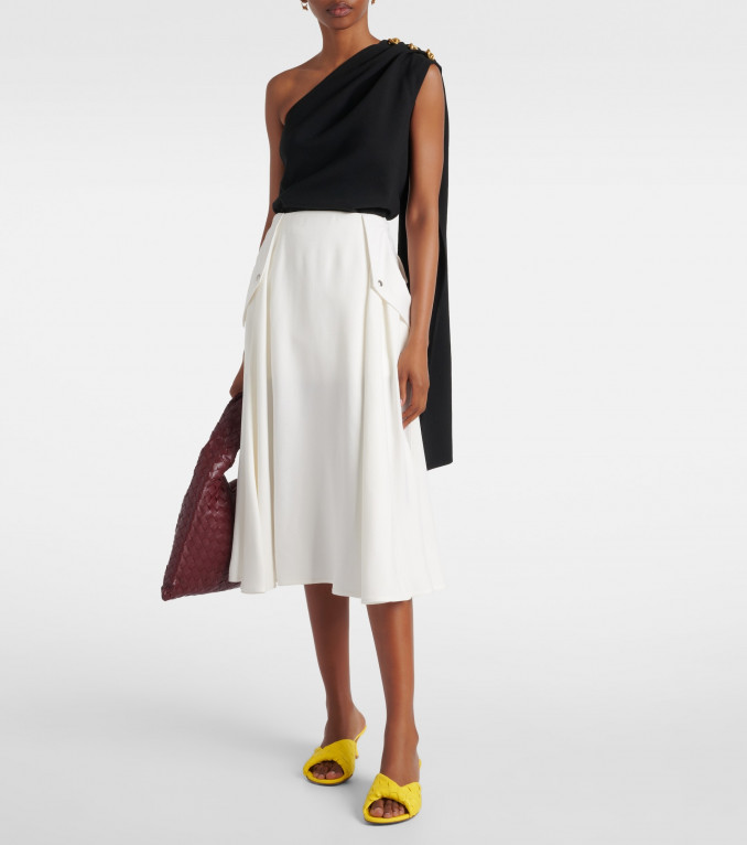 Aukštakulnės basutės, „Bottega Veneta“