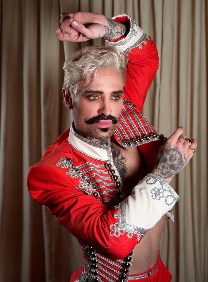 Danijos drag atlikėjas– Tinus