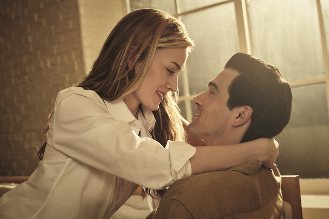 Johno F. Kennedy jaunesniojo ir Carolyn Bessette meilės istorija – kai jausmai susiduria su šlove