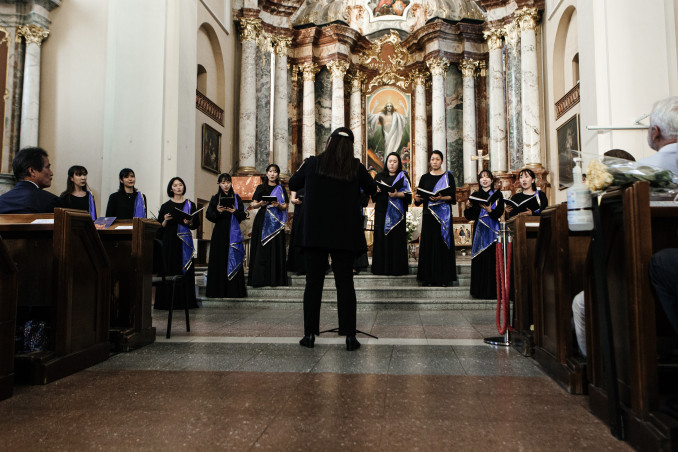 Kazickų šeima Vilniui Šv. Kazimiero bažnyčioje dovanoja netikėtus vargonų muzikos koncertus