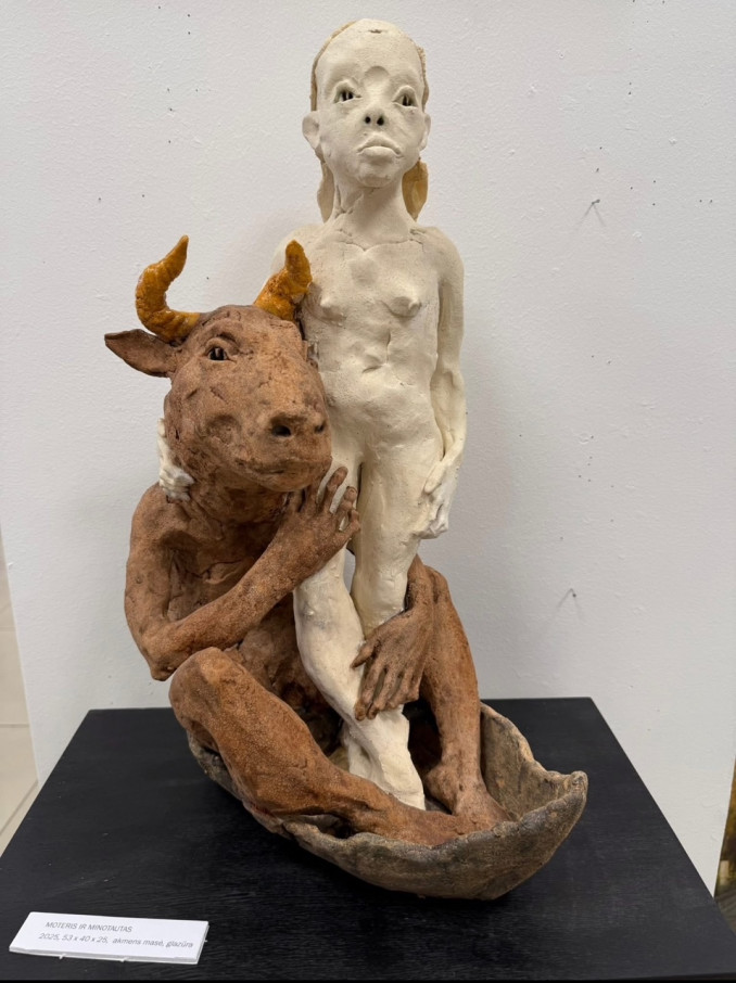 Menininkė Rūta Jusionytė grįžta į Klaipėdą: parodą surengė mamos galerijoje