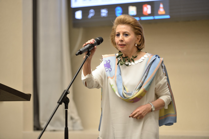 Sako kalbą Aristotelio biusto parodos atidarymo Lietuvoje proga