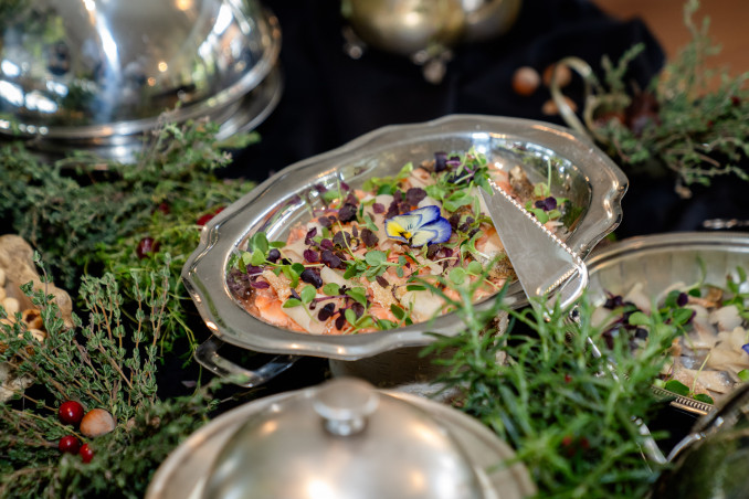 Trakuose vyko istorinių asmenybių – Bonos ir Žygimanto – vestuvių šventės interpretacija: VIP svečiai liko sužavėti istoriniais patiekalais