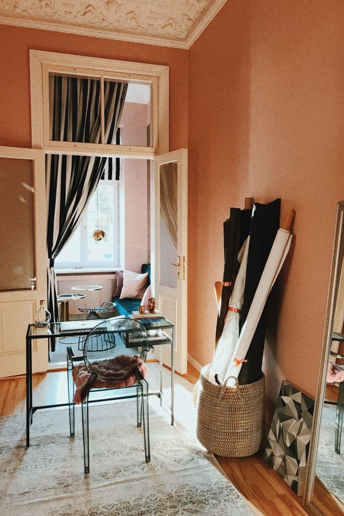 Dizainerės darbo kambarys