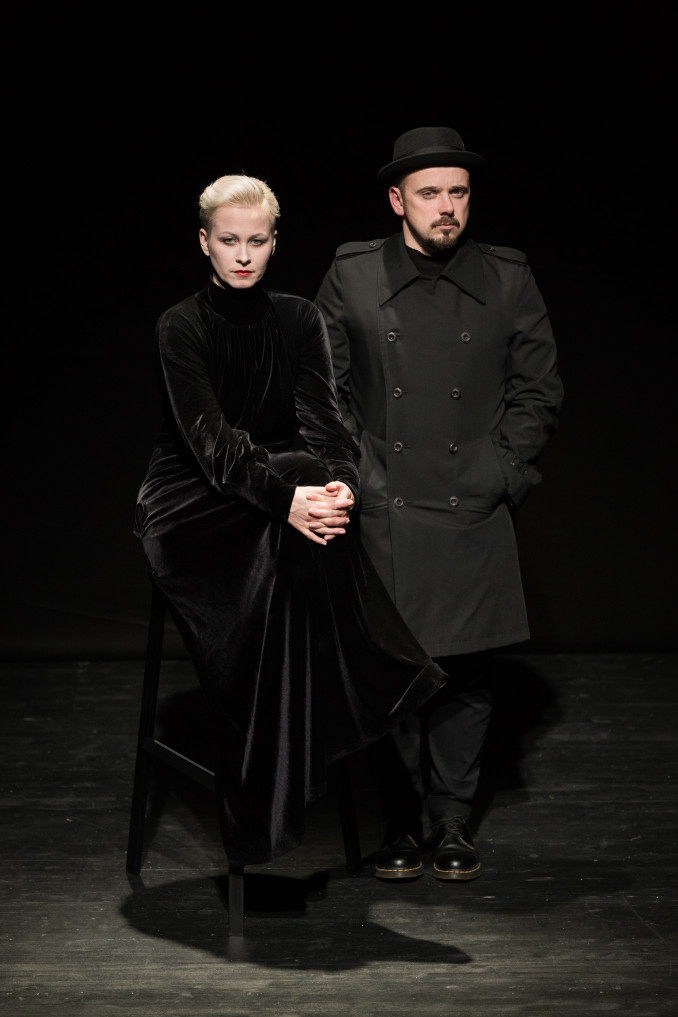 Iš spektaklio „Dvasiniai reikalai“