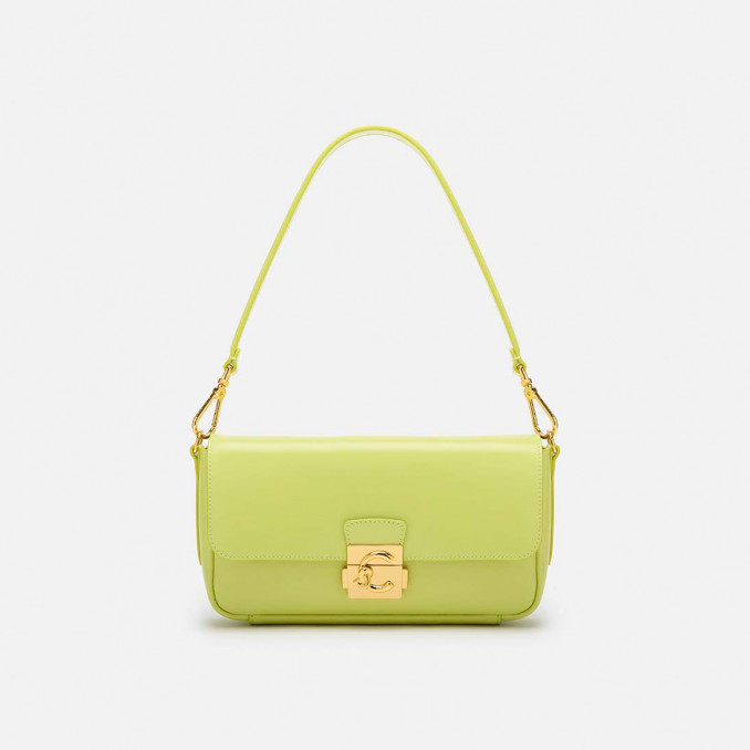 Naujosios „Coccinelle“ 2026 m. pavasario–vasaros kampanijos rankinės