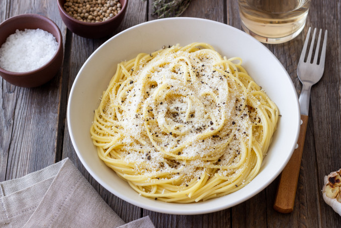 „Cacio e Pepe“ su pipirais ir sūriu